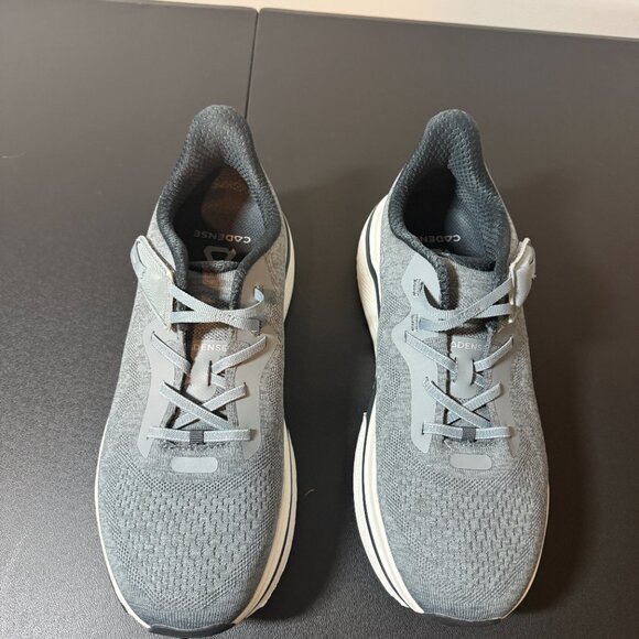 Men\'s Cadense Adaptive Shoes - Excellent Condition